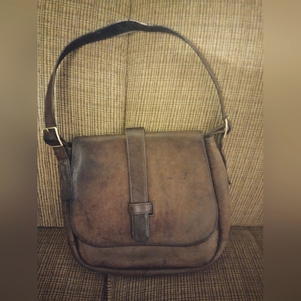Suede purse 2 items 30% off 🎉🎉